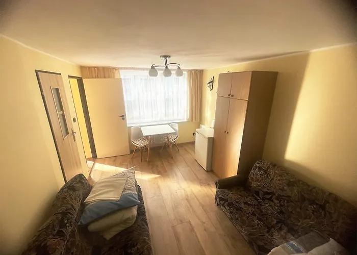 Rum i privatbostad Rybacka 30 *